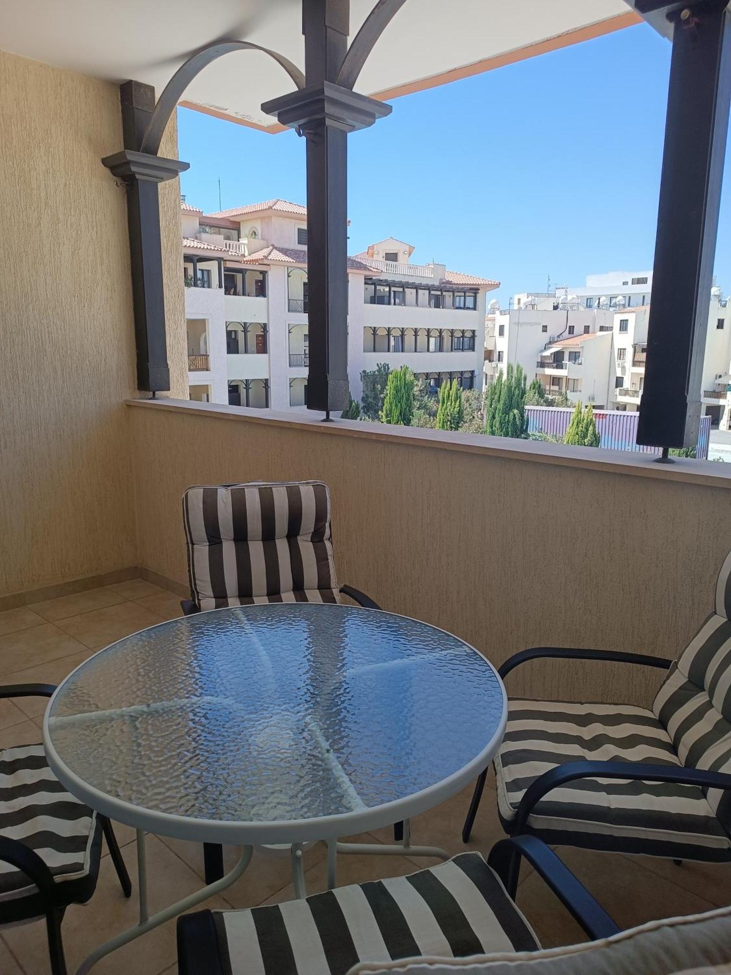 Queens Gardens By The Sea, Pool And Mall * Paphos